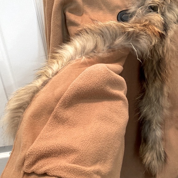 Hooded Big Faux Fur Lapel With Horn Button Women’s Cape Coat - Picture 8 of 17